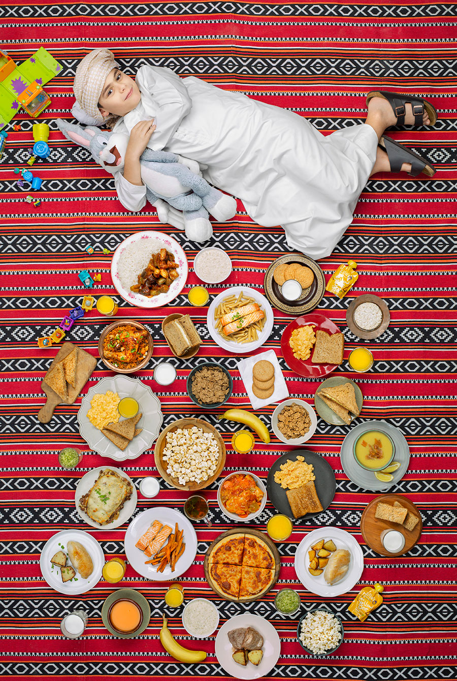  Fotogrāfs portretē bērnus un viņu ēšanas paradumus visā pasaulē