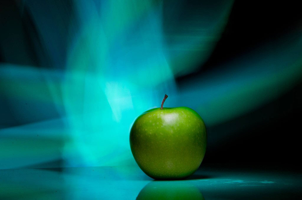  Slik tok jeg bildet: Det grønne eplet og lysmaleriet